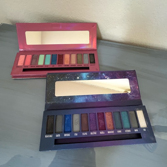 A set of two blackheart eyeshadow palettes - Picture 3 of 3